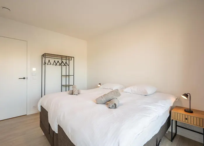 Modern 2bedroom W Balcony Near The Ostende