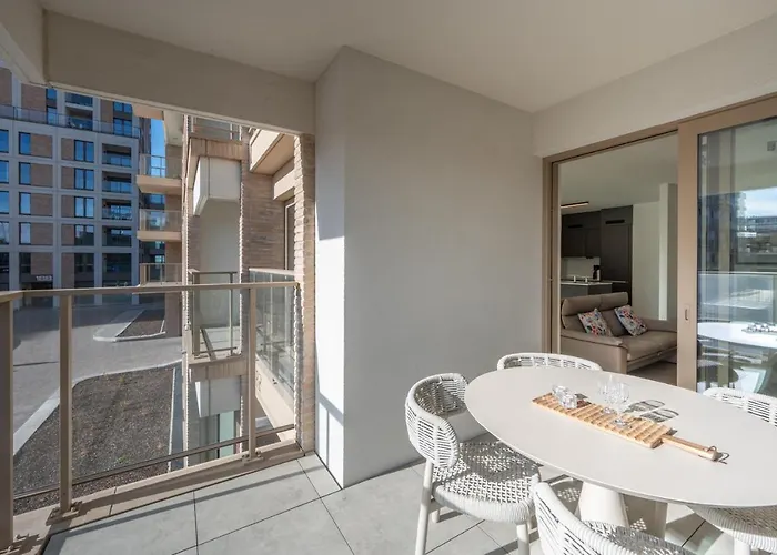 Modern 2bedroom W Balcony Near The Apartment Ostende